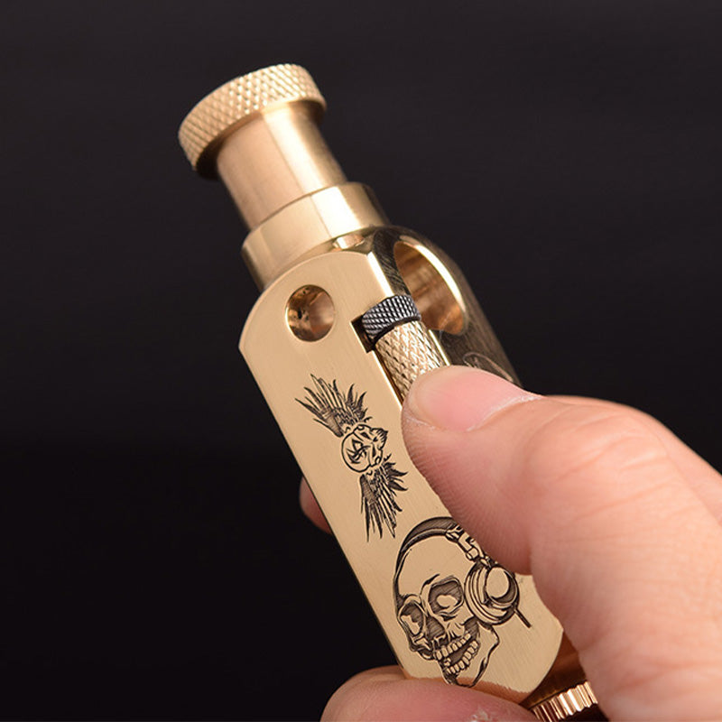 🔥New Hot Selling❤️‍🔥 Brass Retro Antique-Style Carved Kerosene Lighter
